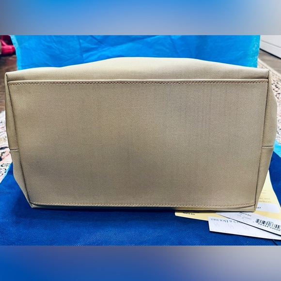 NEW!!! DOONEY & BOURKE LARGE ERICA NYLON SHOULDER BAG PURSE KHAKI PERFECT!! - Picture 3 of 5